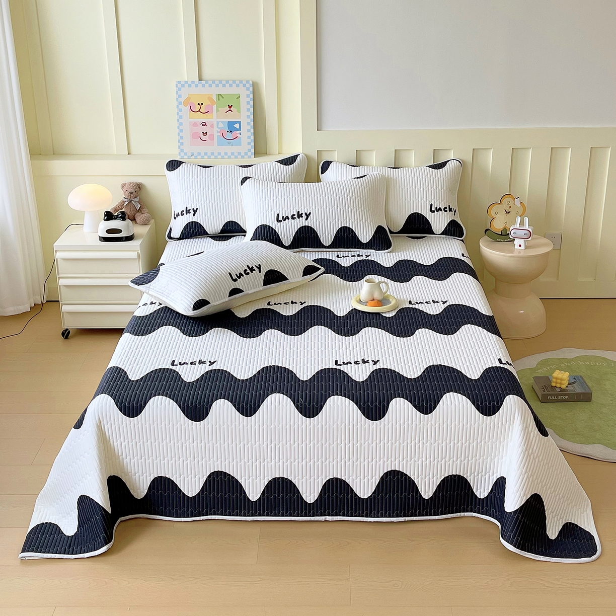 91家纺网 家纺一手货源 找家纺 金鑫汇家纺2025新款A类全棉印花床盖四件套 波浪世界