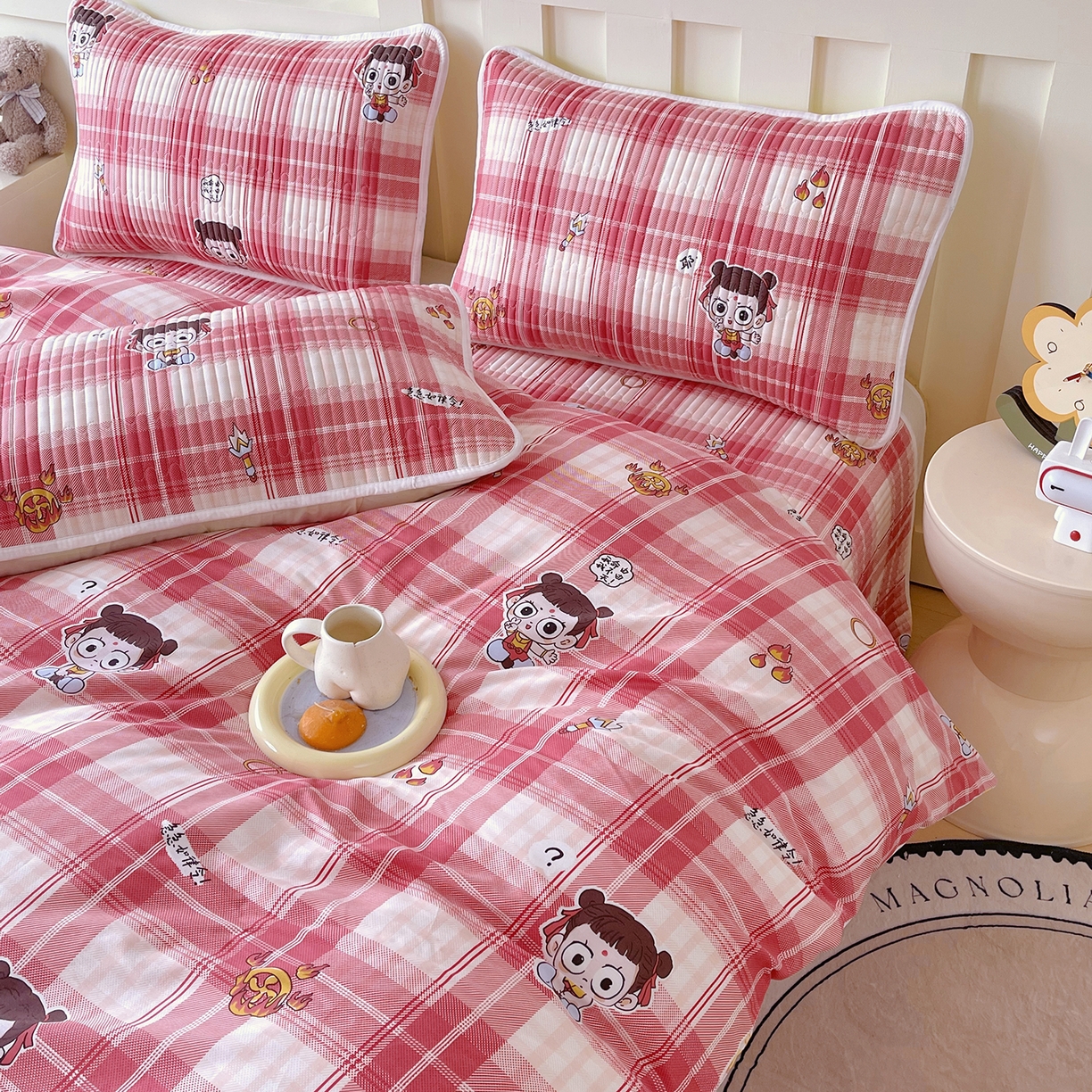 91家纺网 家纺一手货源 找家纺 金鑫汇家纺2025新款A类全棉印花床盖四件套 传奇哪吒·红