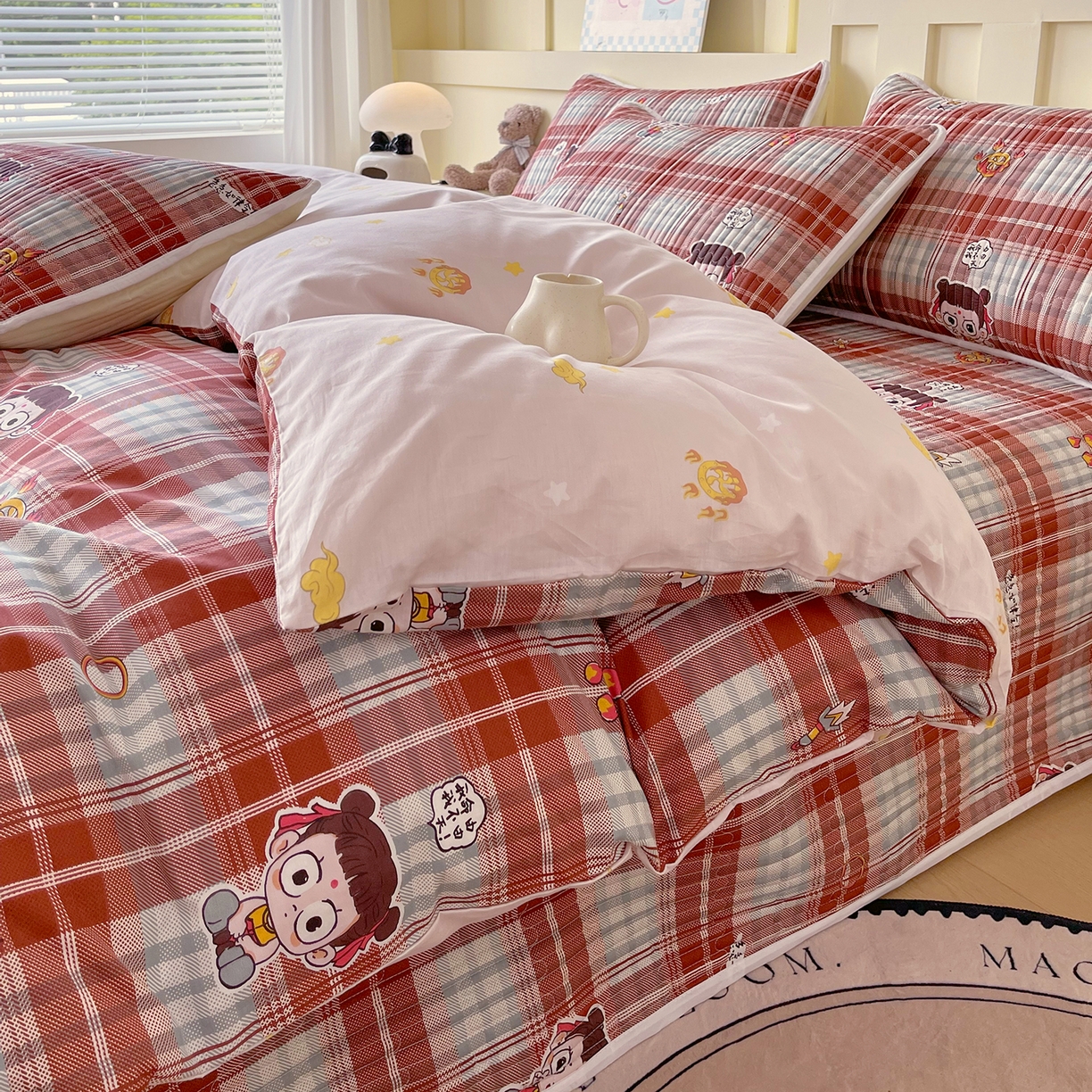 91家纺网 家纺一手货源 找家纺 金鑫汇家纺2025新款A类全棉印花床盖四件套 传奇哪吒·棕