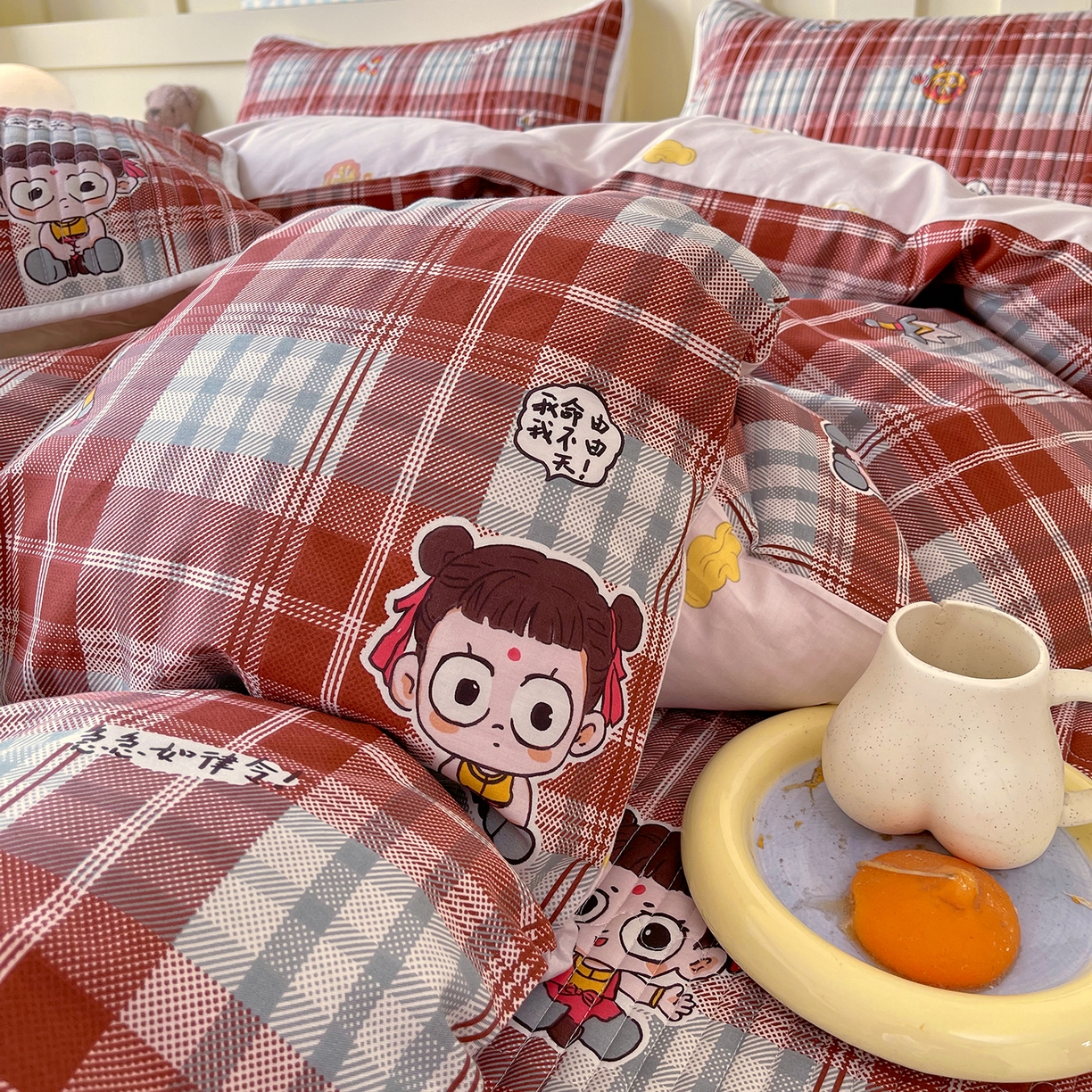 91家纺网 家纺一手货源 找家纺 金鑫汇家纺2025新款A类全棉印花床盖四件套 传奇哪吒·棕