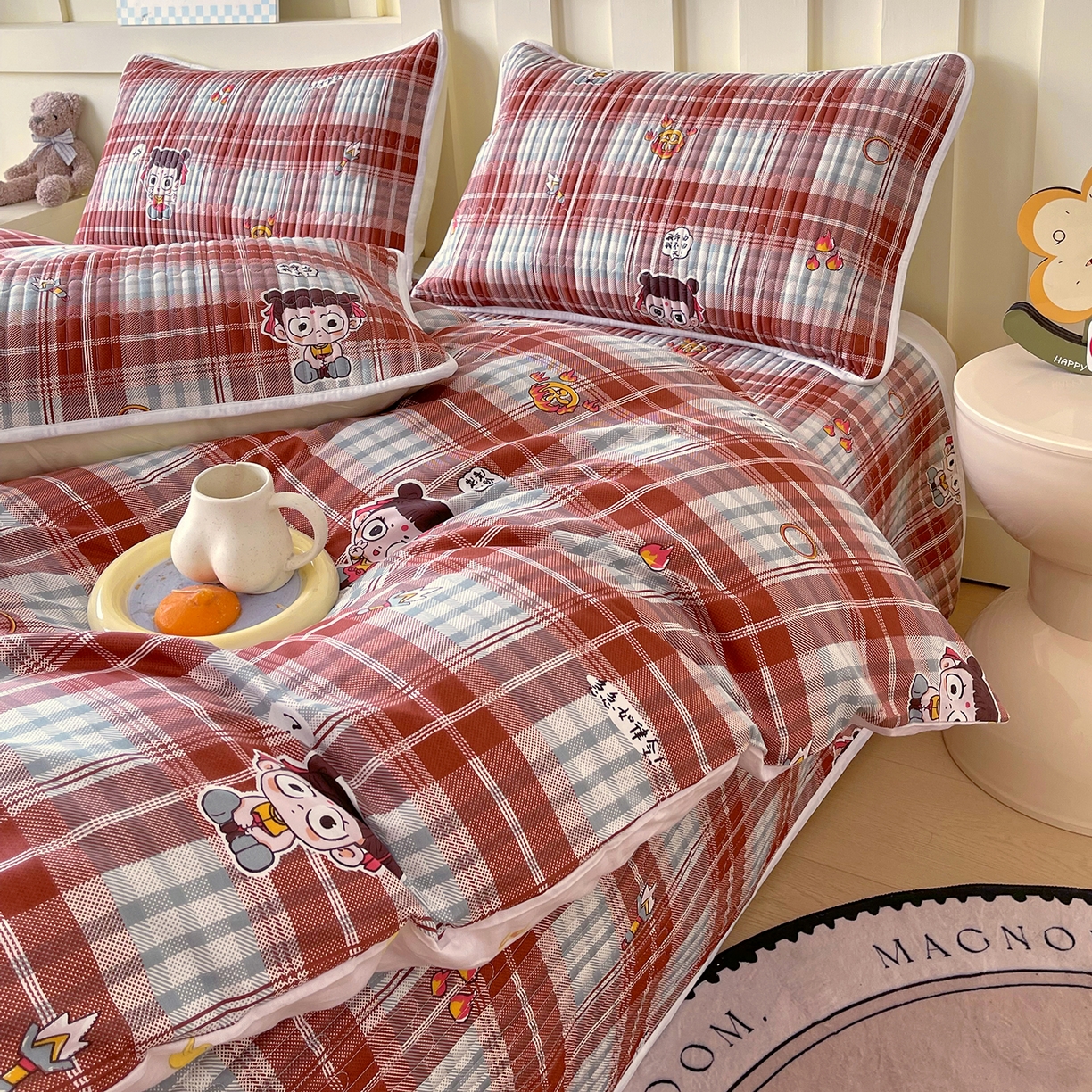 91家纺网 家纺一手货源 找家纺 金鑫汇家纺2025新款A类全棉印花床盖四件套 传奇哪吒·棕