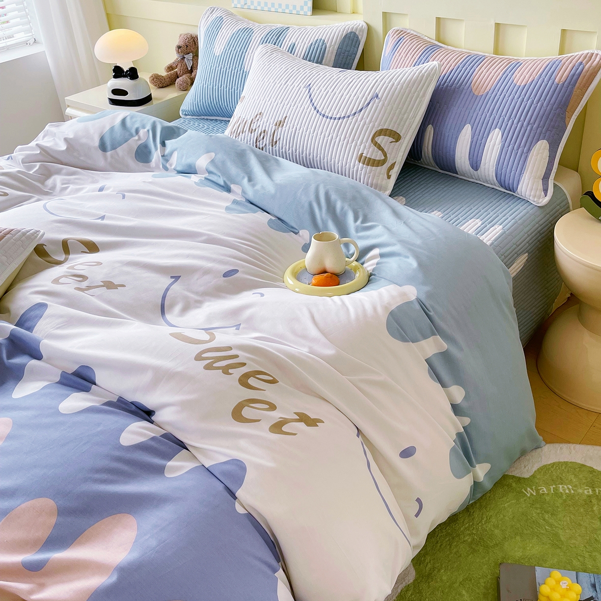 91家纺网 家纺一手货源 找家纺 金鑫汇家纺2025新款A类全棉印花床盖四件套 奶油粉