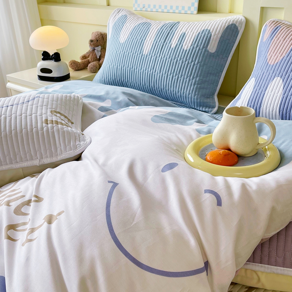 91家纺网 家纺一手货源 找家纺 金鑫汇家纺2025新款A类全棉印花床盖四件套 奶油粉