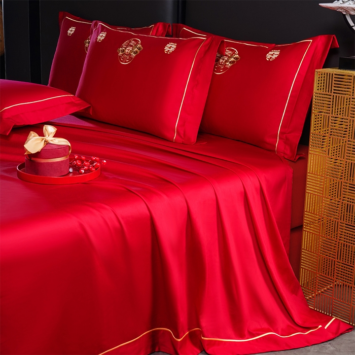 91家纺网 家纺一手货源 找家纺 千禧家纺 2024新款长绒棉绣花婚庆三件套 钟爱一生