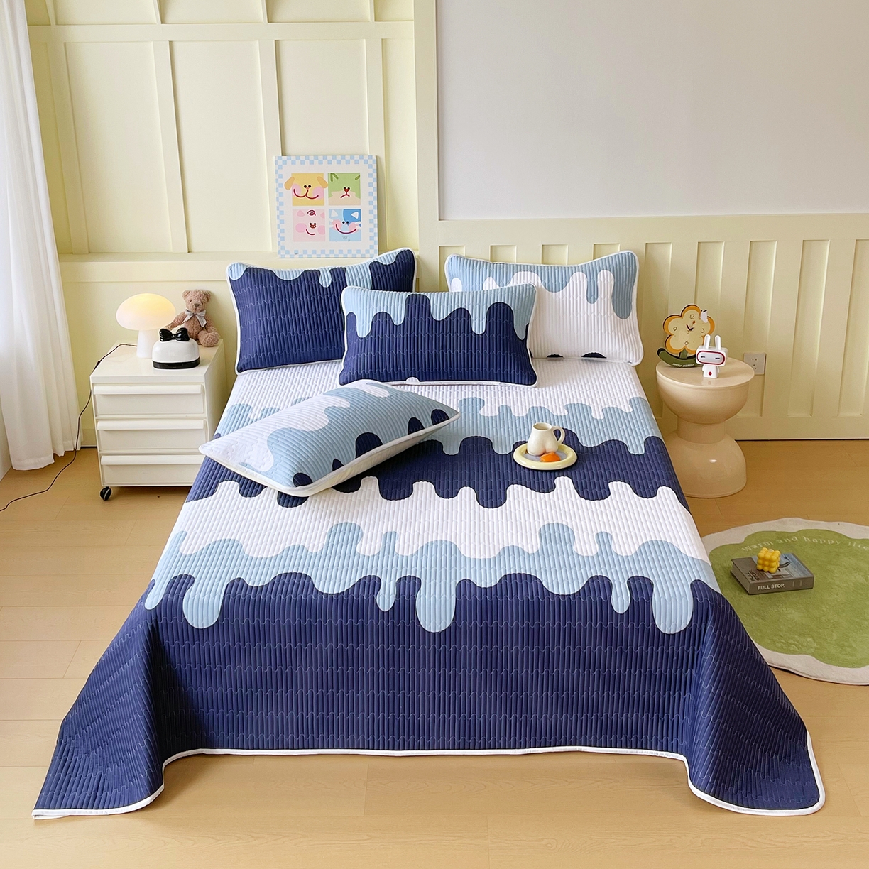 91家纺网 家纺一手货源 找家纺 金鑫汇家纺2025新款A类全棉印花床盖四件套 奶油蓝