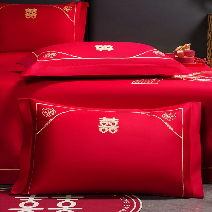 91家纺网 家纺一手货源 找家纺 千禧家纺 2024新款长绒棉绣花婚庆三件套 花开并蒂