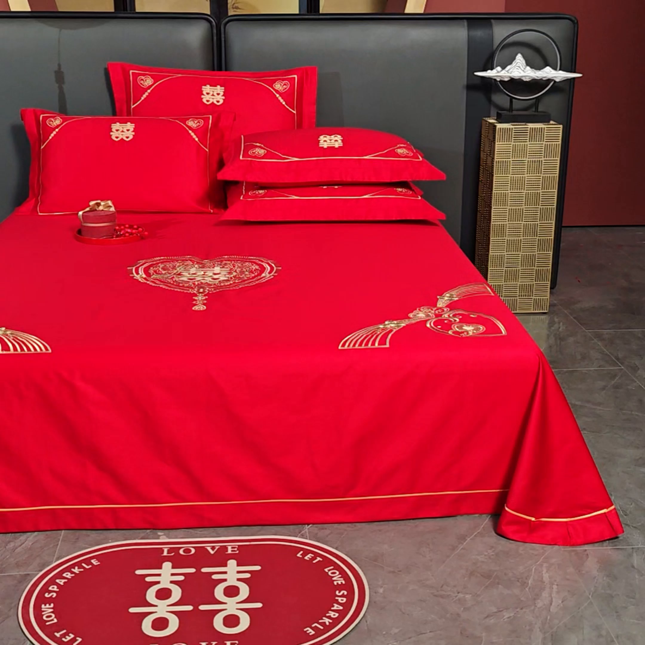 91家纺网 家纺一手货源 找家纺 千禧家纺 2024新款长绒棉绣花婚庆三件套 花开并蒂