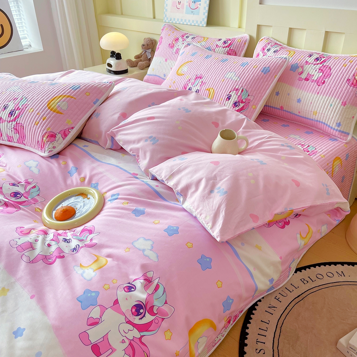 91家纺网 家纺一手货源 找家纺 金鑫汇家纺2025新款A类全棉印花床盖四件套 小马莉尔