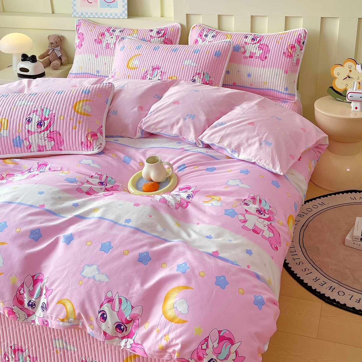 91家纺网 家纺一手货源 找家纺 金鑫汇家纺2025新款A类全棉印花床盖四件套 小马莉尔