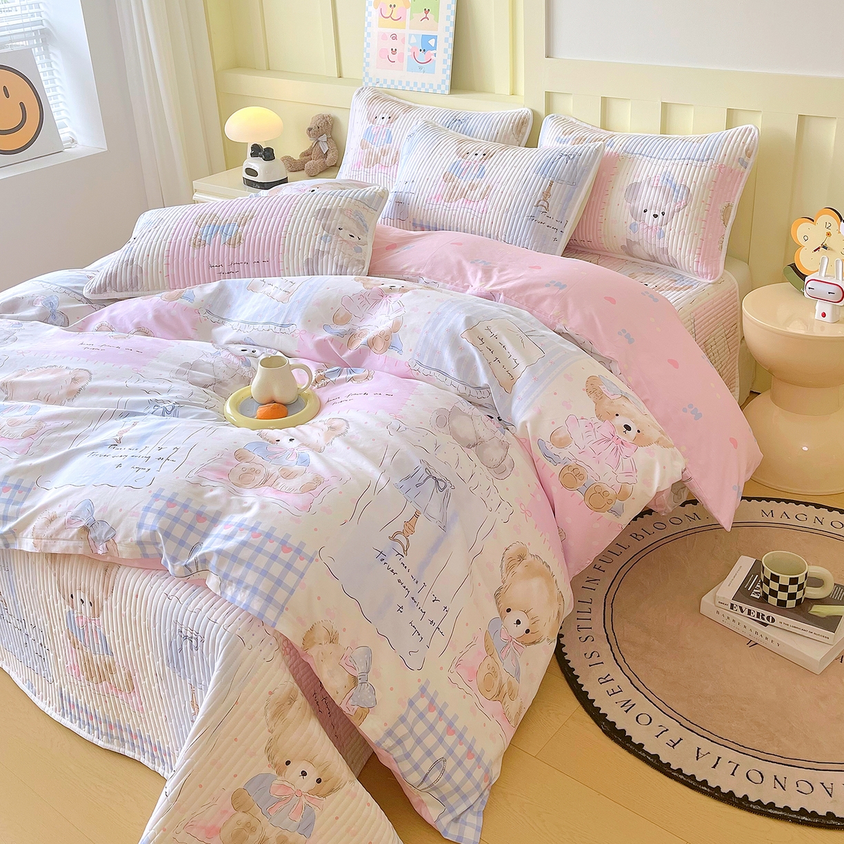 91家纺网 家纺一手货源 找家纺 金鑫汇家纺2025新款A类全棉印花床盖四件套 熊熊精灵