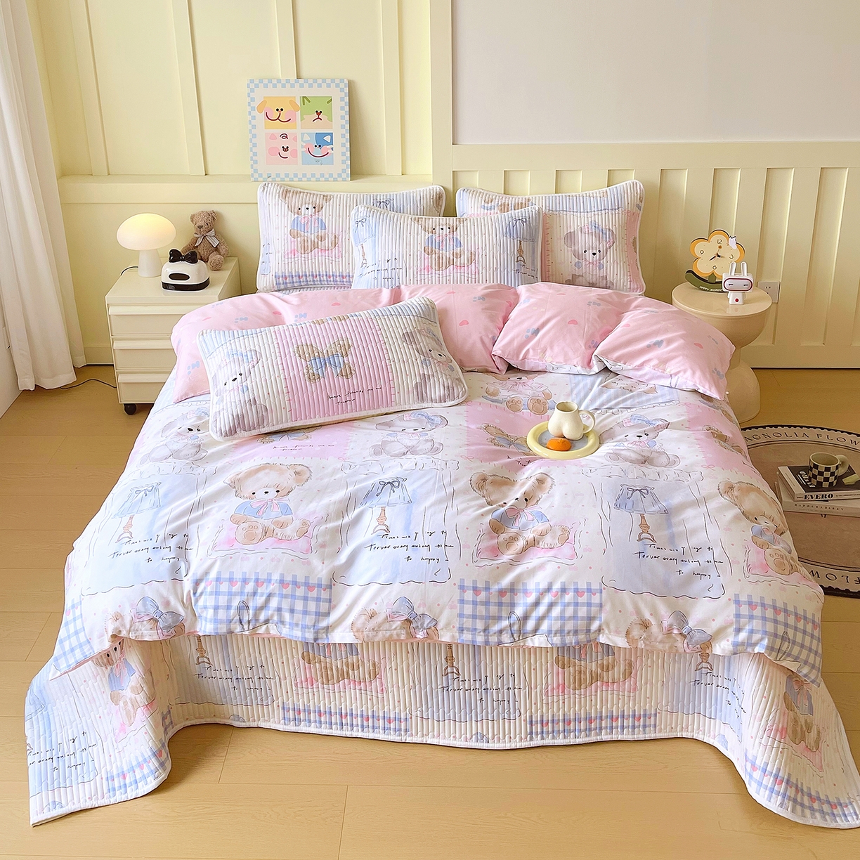 91家纺网 家纺一手货源 找家纺 金鑫汇家纺2025新款A类全棉印花床盖四件套 熊熊精灵