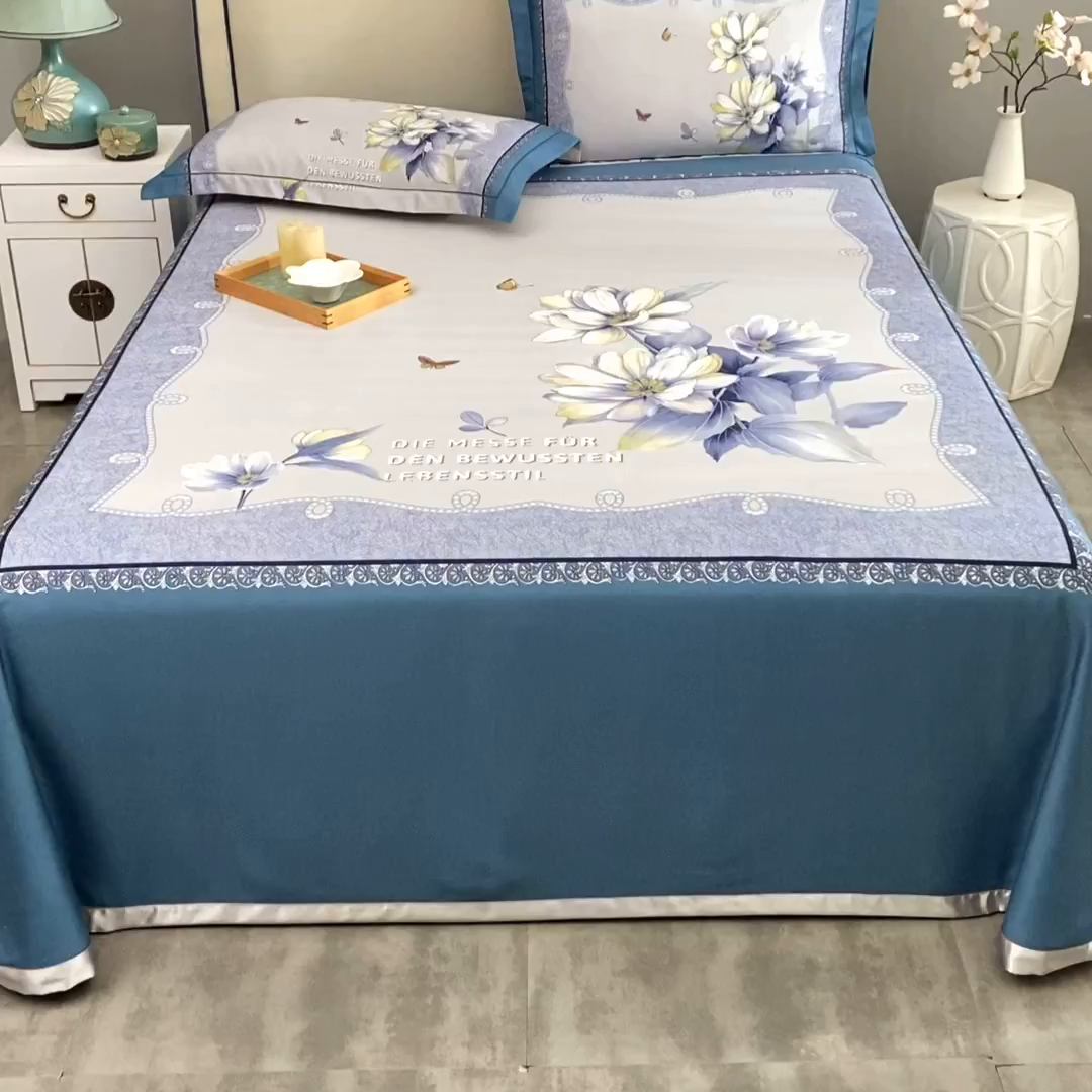 91家纺网 家纺一手货源 找家纺 威克凯丽 2025新款定位款竹语天丝软凉席三件套 繁花梦语-绿