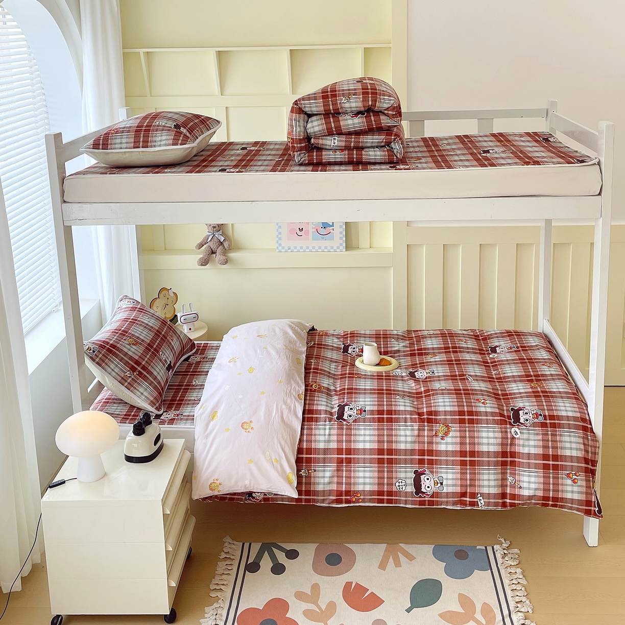 91家纺网 家纺一手货源 找家纺 金鑫汇家纺2025新款A类宿舍全棉印花床盖三件套 传奇哪吒·棕