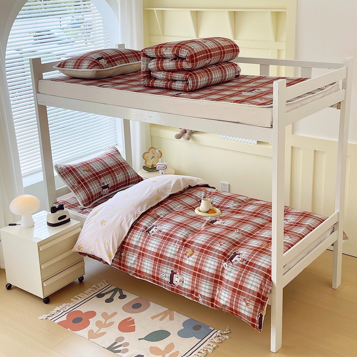 91家纺网 家纺一手货源 找家纺 金鑫汇家纺2025新款A类宿舍全棉印花床盖三件套 传奇哪吒·棕