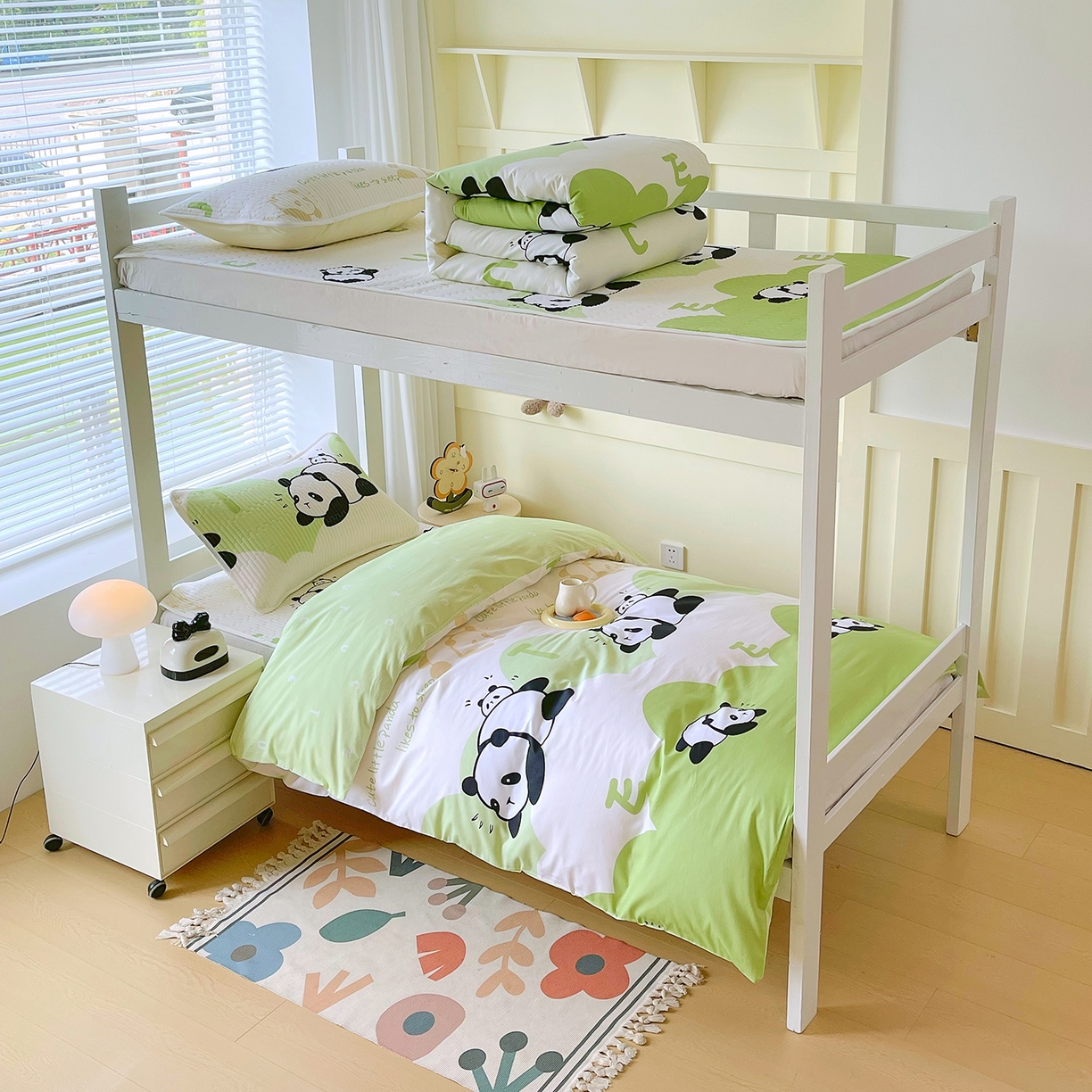 91家纺网 家纺一手货源 找家纺 金鑫汇家纺2025新款A类宿舍全棉印花床盖三件套 可爱熊猫