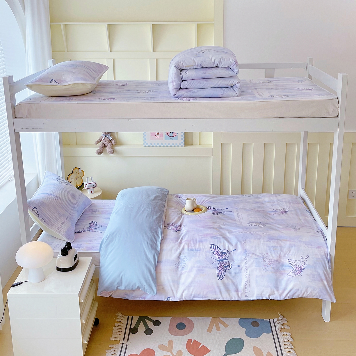 91家纺网 家纺一手货源 找家纺 金鑫汇家纺2025新款A类宿舍全棉印花床盖三件套 梦蝶