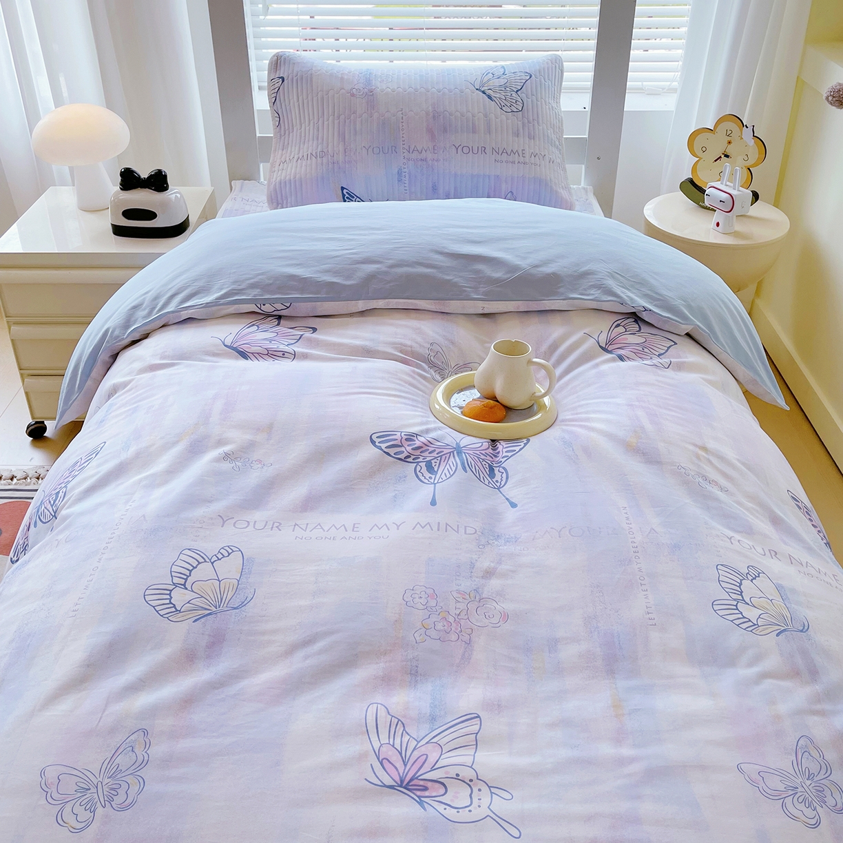 91家纺网 家纺一手货源 找家纺 金鑫汇家纺2025新款A类宿舍全棉印花床盖三件套 梦蝶