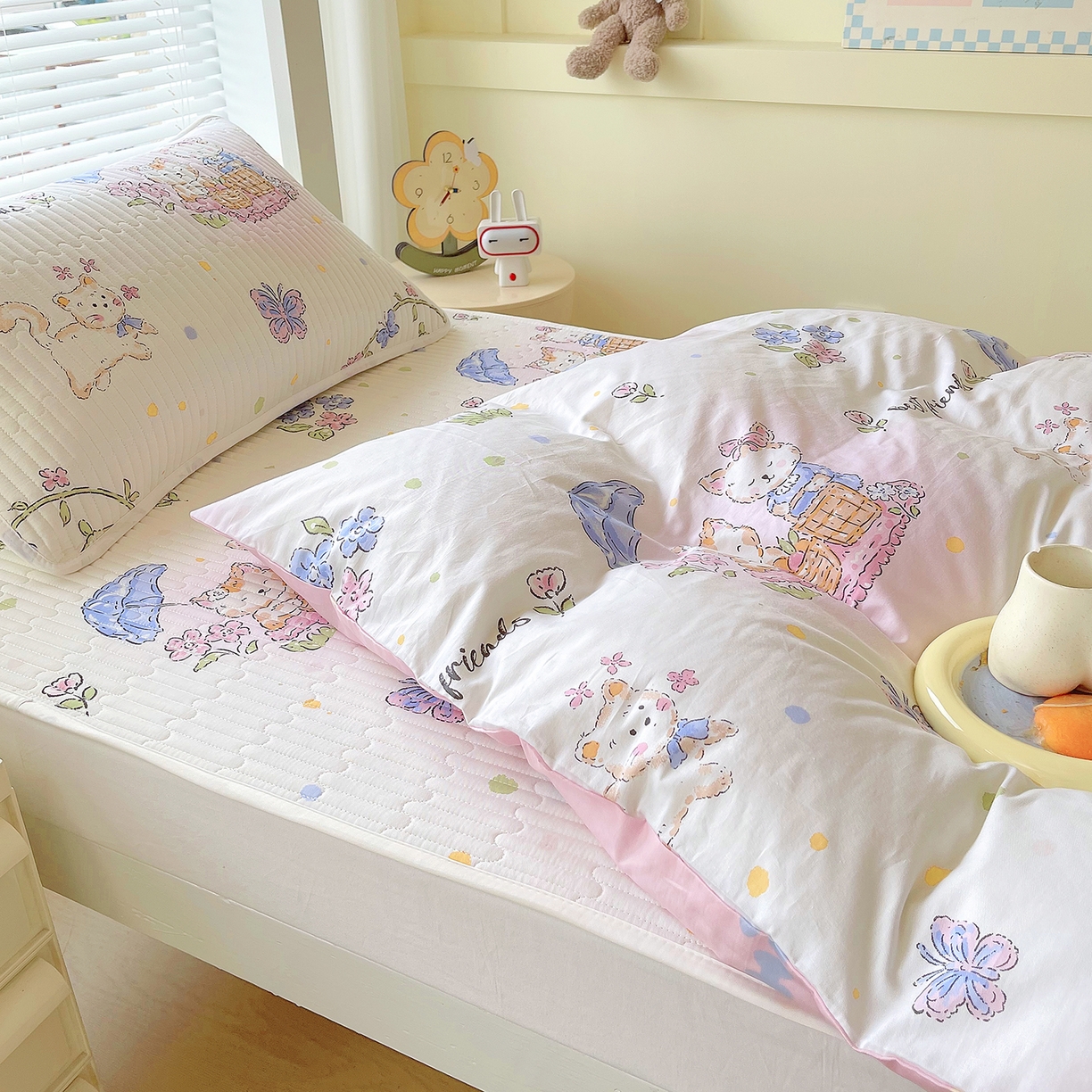 91家纺网 家纺一手货源 找家纺 金鑫汇家纺2025新款A类宿舍全棉印花床盖三件套 喵喵日记