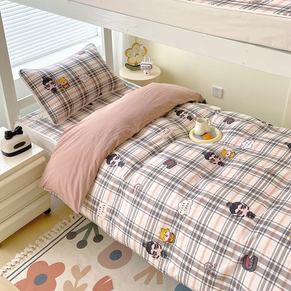 91家纺网 家纺一手货源 找家纺 金鑫汇家纺2025新款A类宿舍全棉印花床盖三件套 无畏申公豹·咖