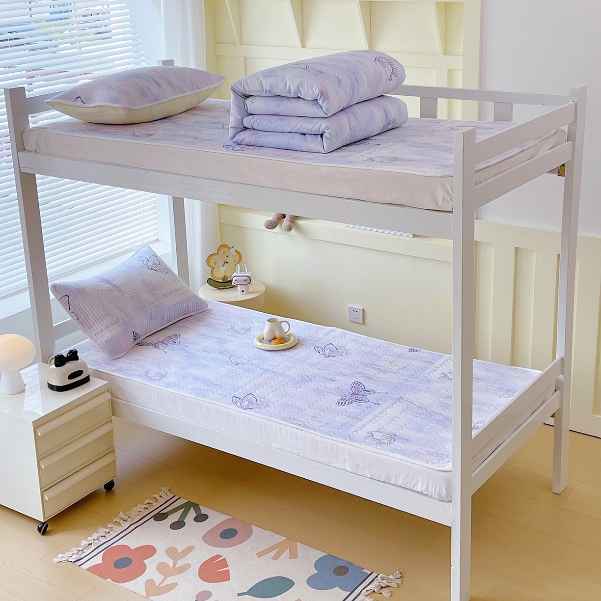 91家纺网 家纺一手货源 找家纺 金鑫汇家纺2025新款A类全棉学生宿舍床盖系列单品 梦蝶