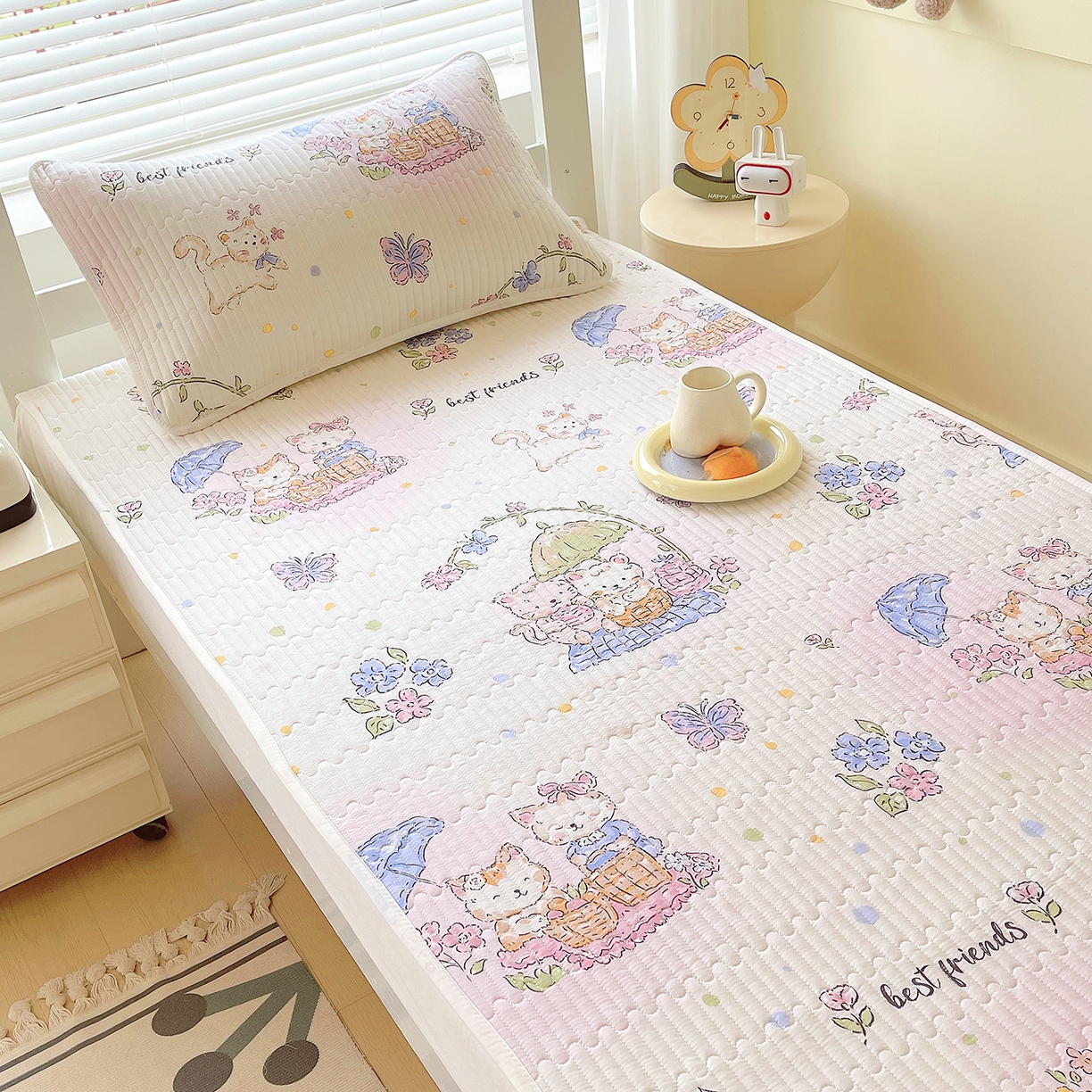 91家纺网 家纺一手货源 找家纺 金鑫汇家纺2025新款A类全棉学生宿舍床盖系列单品 喵喵日记