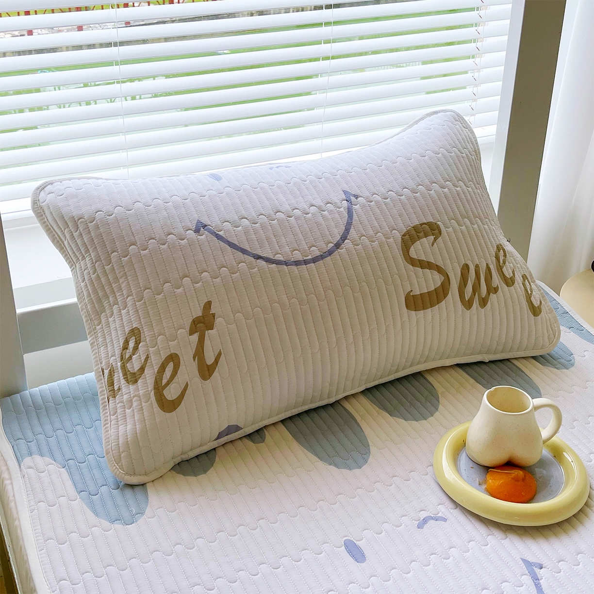 91家纺网 家纺一手货源 找家纺 金鑫汇家纺2025新款A类全棉学生宿舍床盖系列单品 奶油粉