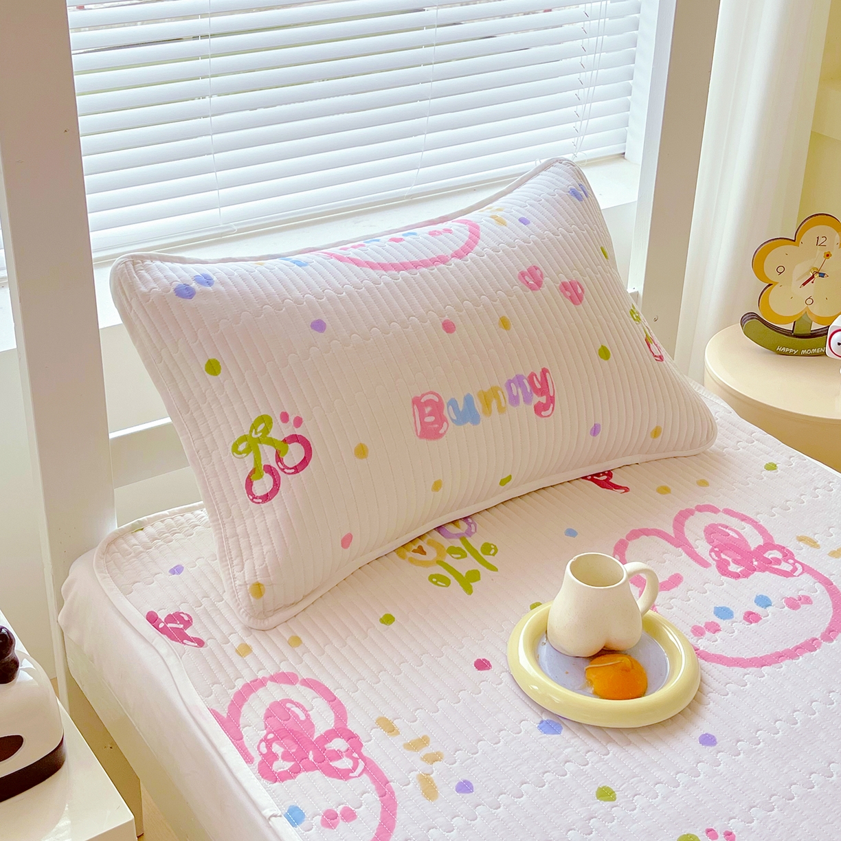 91家纺网 家纺一手货源 找家纺 金鑫汇家纺2025新款A类全棉学生宿舍床盖系列单品 奇趣小兔