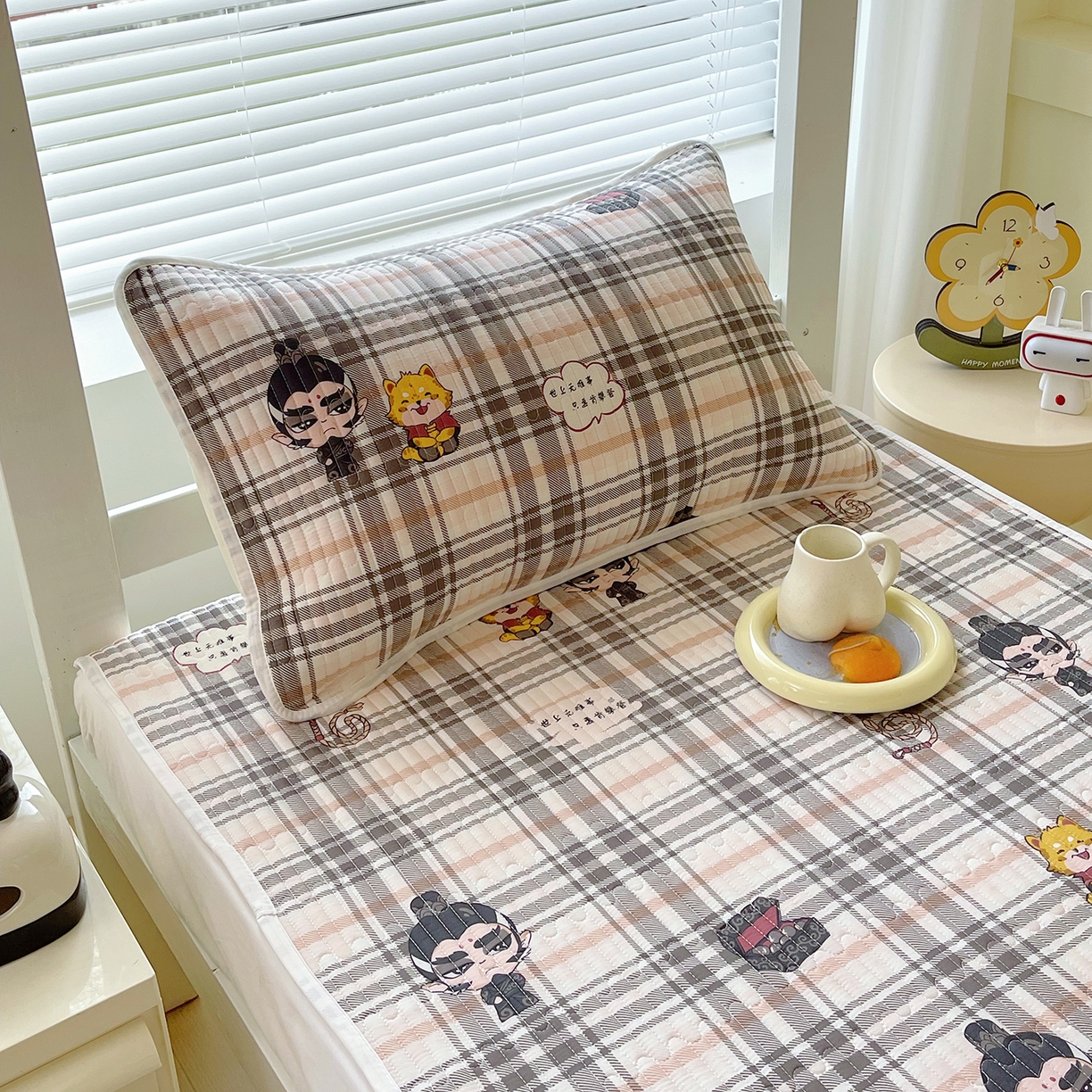 91家纺网 家纺一手货源 找家纺 金鑫汇家纺2025新款A类全棉学生宿舍床盖系列单品 无畏申公豹·咖