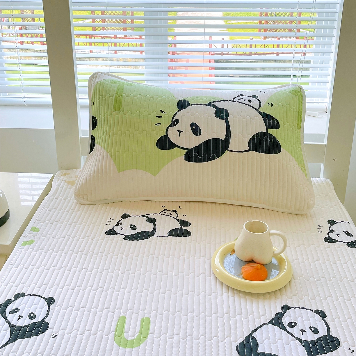 91家纺网 家纺一手货源 找家纺 金鑫汇家纺2025新款A类学生宿舍枕套系列单品 可爱熊猫