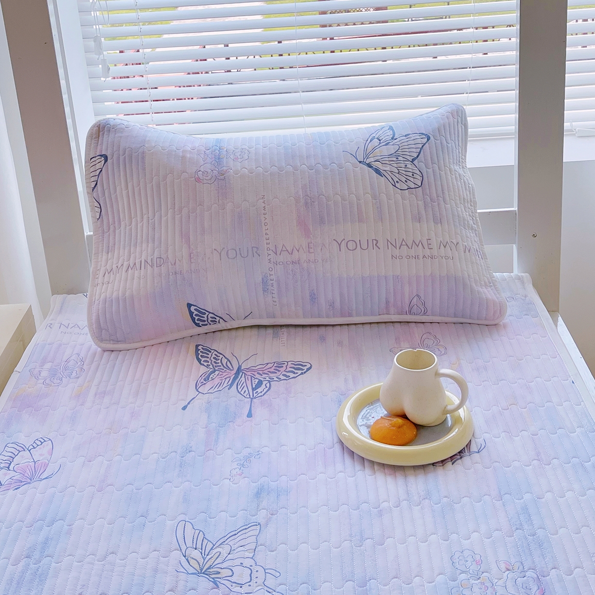 91家纺网 家纺一手货源 找家纺 金鑫汇家纺2025新款A类学生宿舍枕套系列单品 梦蝶