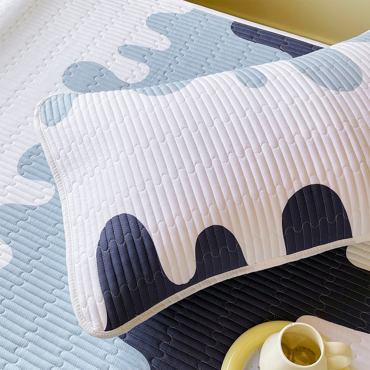 91家纺网 家纺一手货源 找家纺 金鑫汇家纺2025新款A类学生宿舍枕套系列单品 奶油蓝