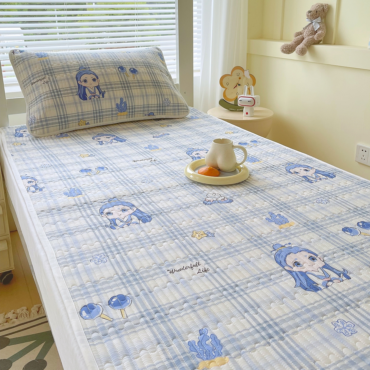 91家纺网 家纺一手货源 找家纺 金鑫汇家纺2025新款A类学生宿舍枕套系列单品 谦逊敖丙