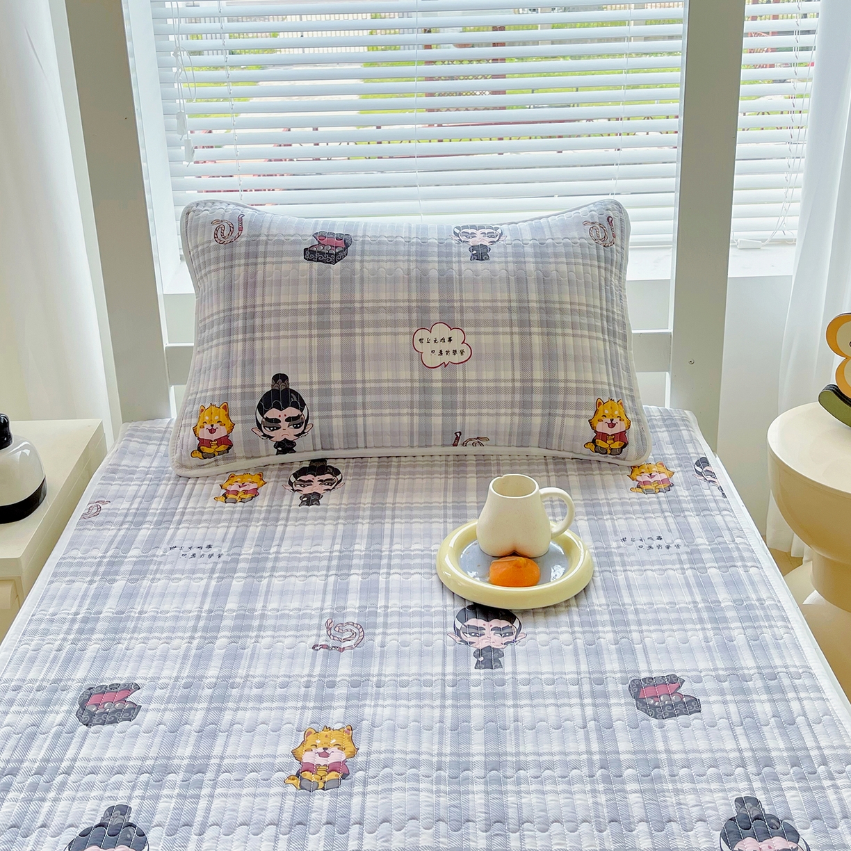 91家纺网 家纺一手货源 找家纺 金鑫汇家纺2025新款A类学生宿舍枕套系列单品 无畏申公豹·灰