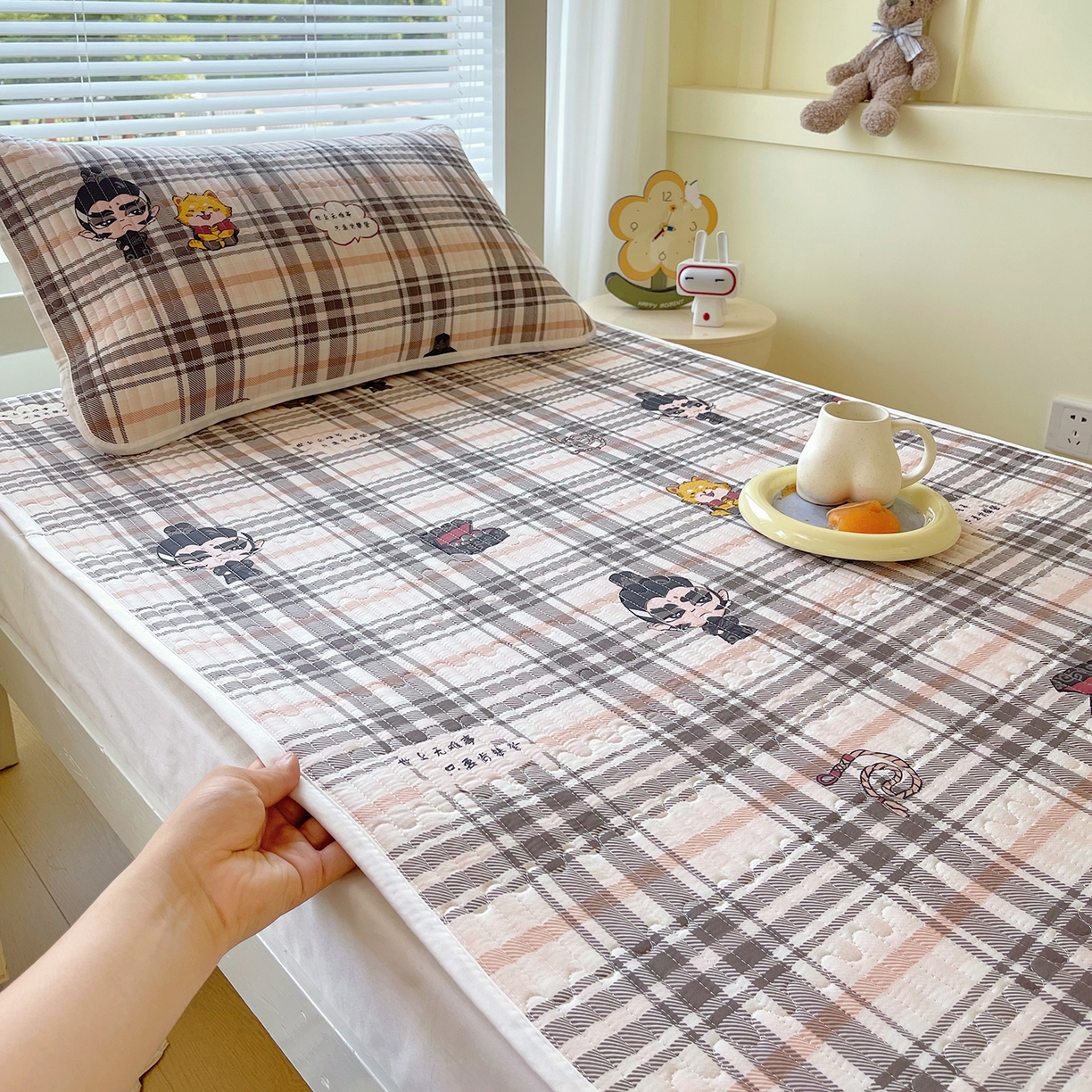 91家纺网 家纺一手货源 找家纺 金鑫汇家纺2025新款A类学生宿舍枕套系列单品 无畏申公豹·咖