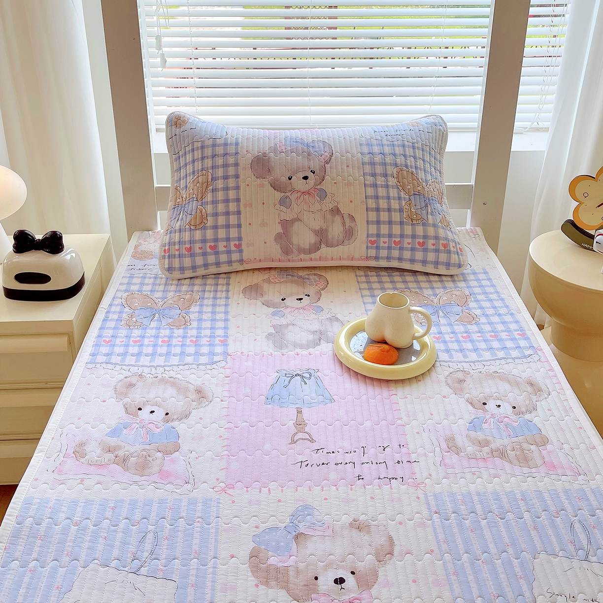 91家纺网 家纺一手货源 找家纺 金鑫汇家纺2025新款A类学生宿舍枕套系列单品 熊熊精灵