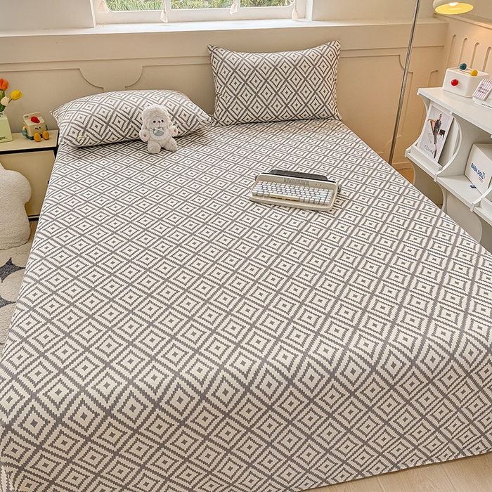 91家纺网 家纺一手货源 找家纺 爱彼家纺  2025新款锦柔老粗布席子凉席床单热卖花型 菱格绿