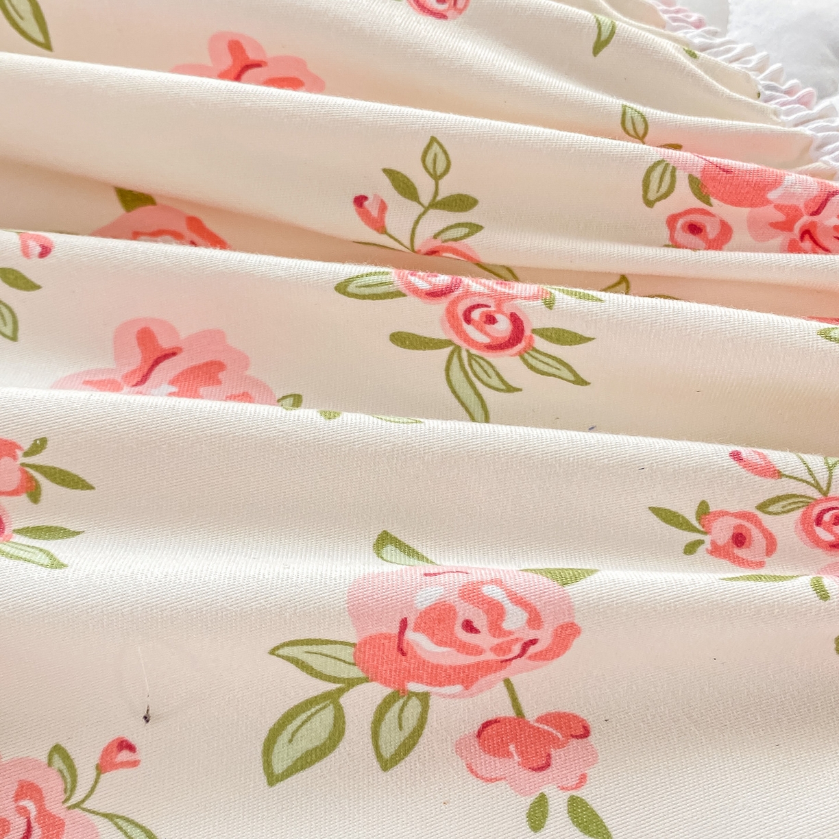 91家纺网 家纺一手货源 找家纺 眠势力 2025新款韩版花边夹棉床笠单件公主风四季款床垫保护套床罩 粉小花