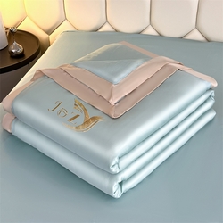 91家纺网 家纺一手货源 找家纺 （总）蕾诺家纺 2025新款水洗真丝夏被纯色宽边夏被,水洗真丝-繁星蓝,水洗真丝-梦幻银,水洗真丝-嫩芽绿,水洗真丝-香槟金,水洗真丝-香妃玉,水洗真丝-胭脂粉