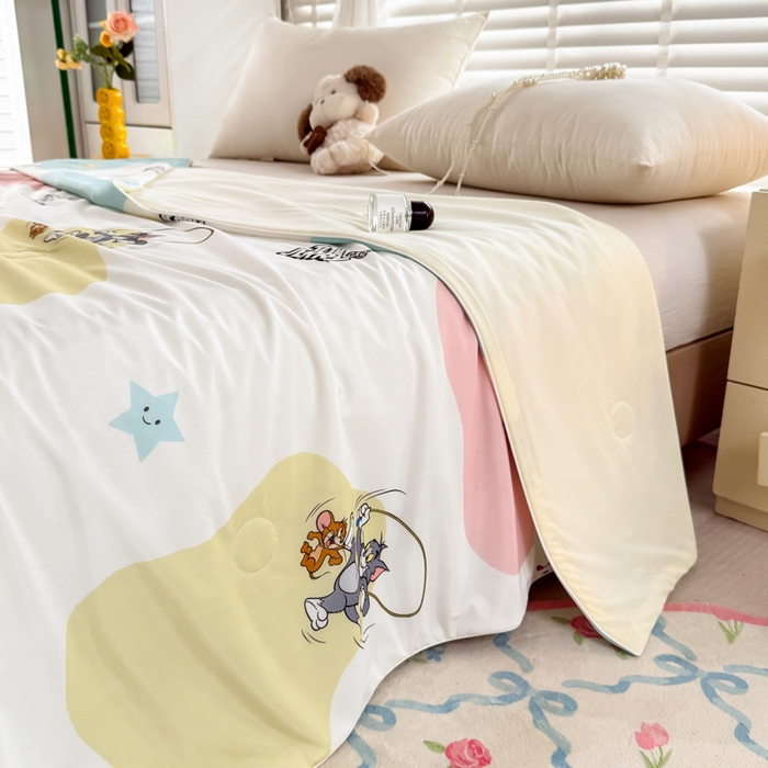 91家纺网 家纺一手货源 找家纺 彩象树家纺 2025新款猫和老鼠系列凉感夏被被子被芯 音乐派对