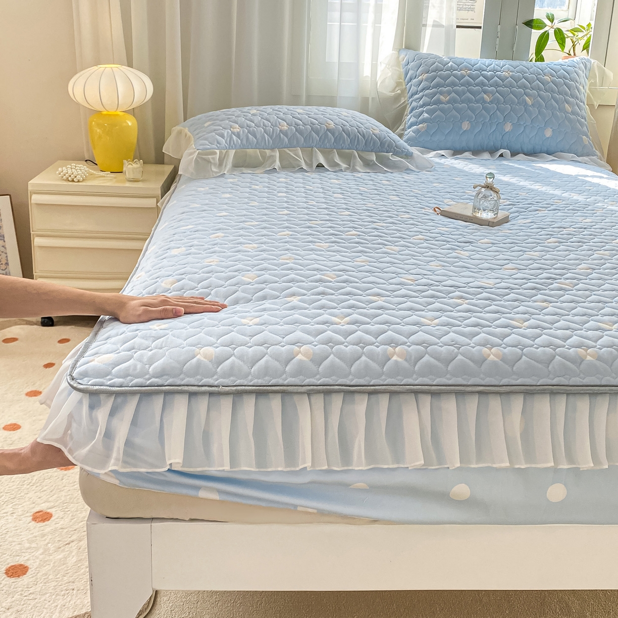 91家纺网 家纺一手货源 找家纺 眠势力 2025新款韩版花边夹棉床笠单件公主风四季款床垫保护套床罩 波点蓝