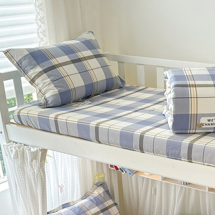 91家纺网 家纺一手货源 找家纺 拾物记 2025新款A类棉学生床笠第二批 绅士品格-蓝