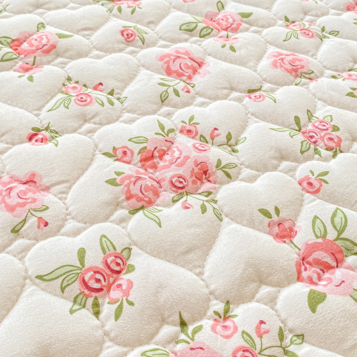 91家纺网 家纺一手货源 找家纺 眠势力 2025新款韩版花边夹棉床笠单件公主风四季款床垫保护套床罩 粉小花