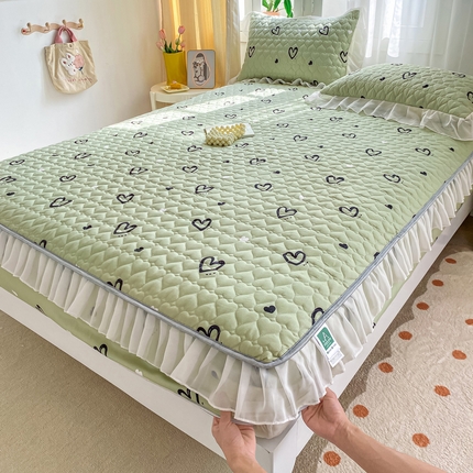 91家纺网 家纺一手货源 找家纺 眠势力 2025新款韩版花边夹棉床笠单件公主风四季款床垫保护套床罩 心心相印