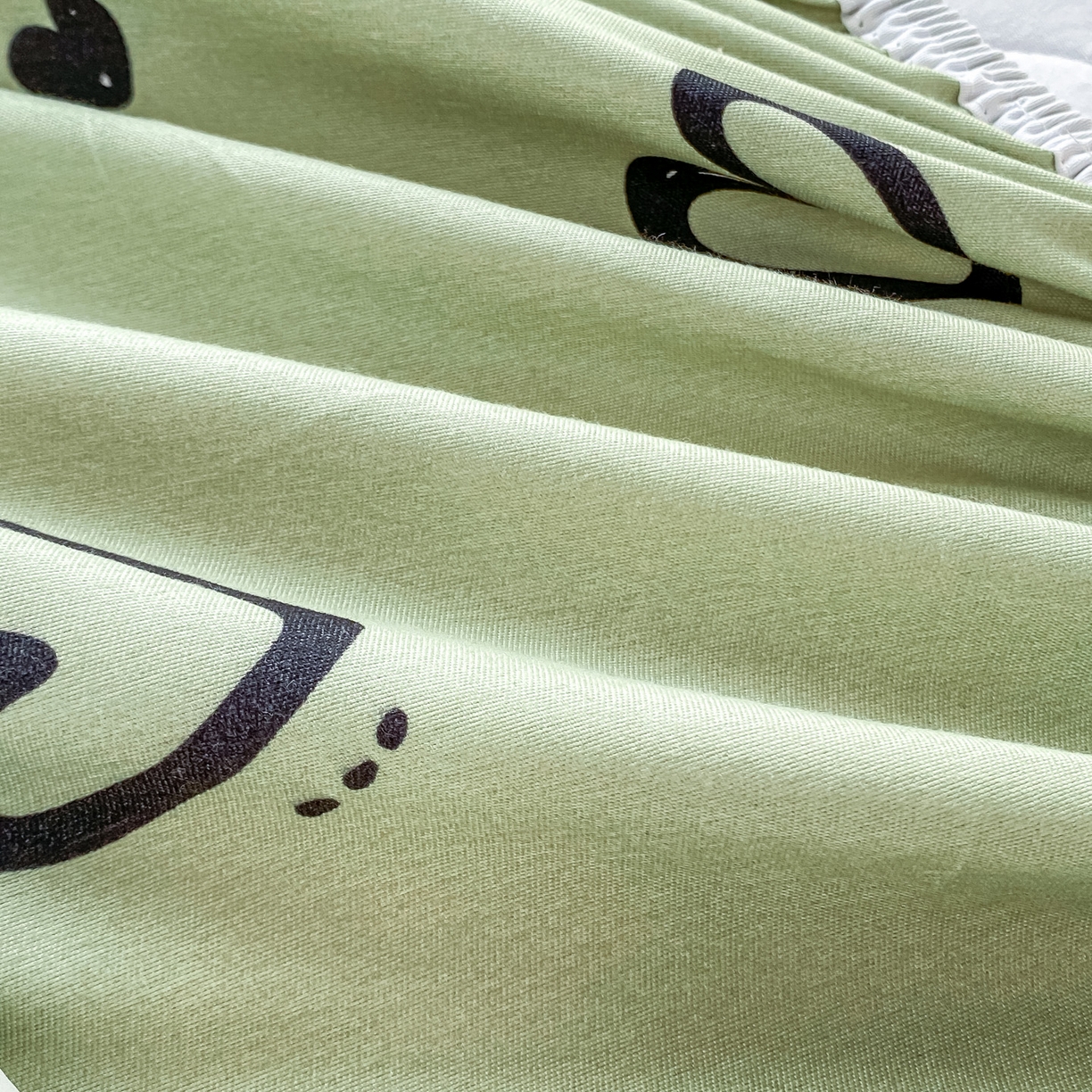 91家纺网 家纺一手货源 找家纺 眠势力 2025新款韩版花边夹棉床笠单件公主风四季款床垫保护套床罩 心心相印