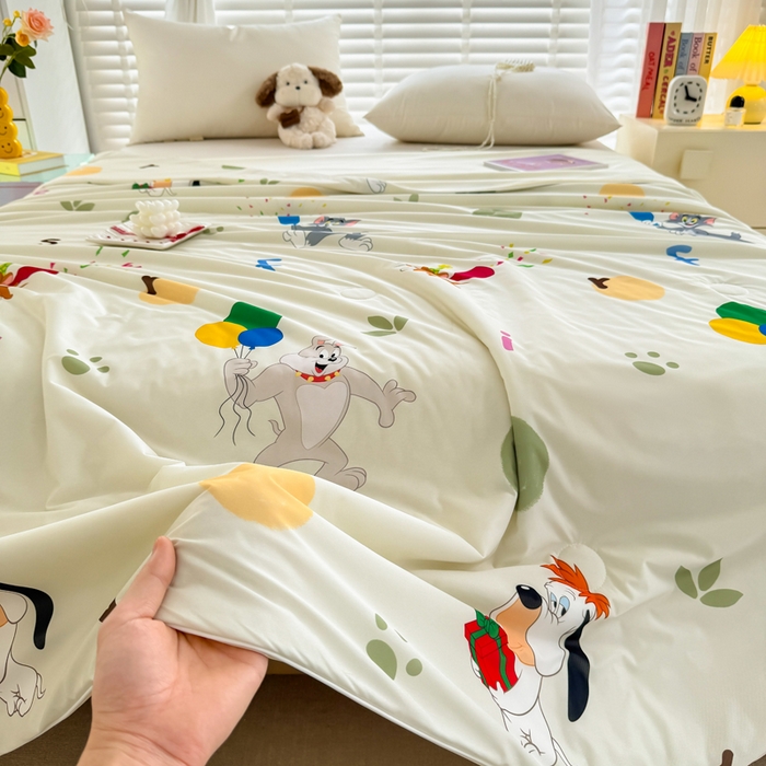 91家纺网 家纺一手货源 找家纺 彩象树家纺 2025新款猫和老鼠系列凉感夏被被子被芯 欢乐秀