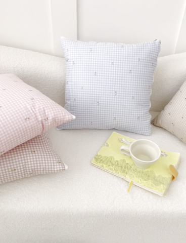 91家纺网 家纺一手货源 找家纺 （总）番茄+ 2025新款13370全棉印花卡通抱枕被