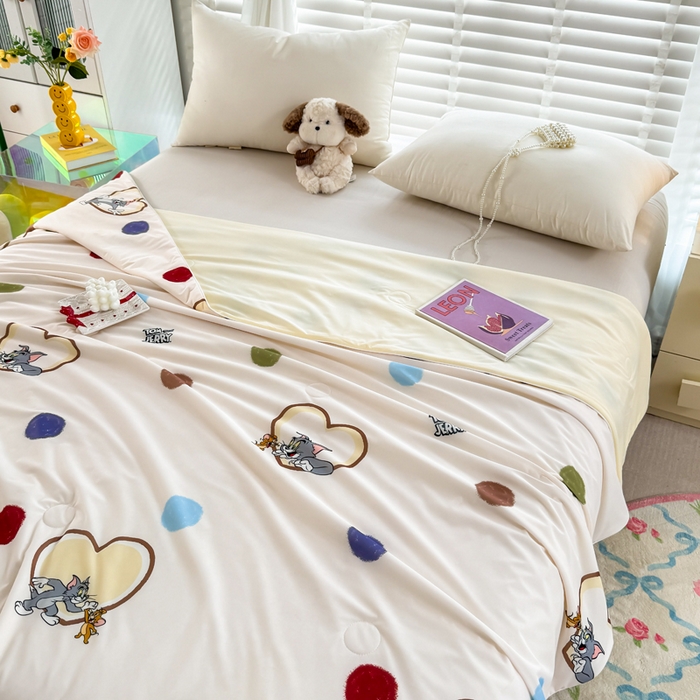 91家纺网 家纺一手货源 找家纺 彩象树家纺 2025新款猫和老鼠系列凉感夏被被子被芯 欢乐冒险