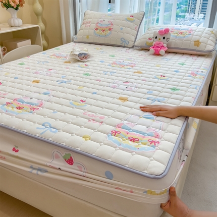 雯豆家纺 2025四季款新品夹棉床笠三件套水洗棉磨毛小清新印花床垫保护套 嘟嘟猫