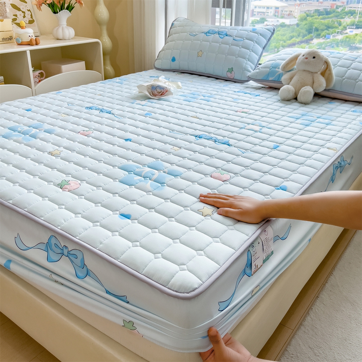 91家纺网 家纺一手货源 找家纺 雯豆家纺 2025四季款新品夹棉床笠三件套水洗棉磨毛小清新印花床垫保护套 心梦