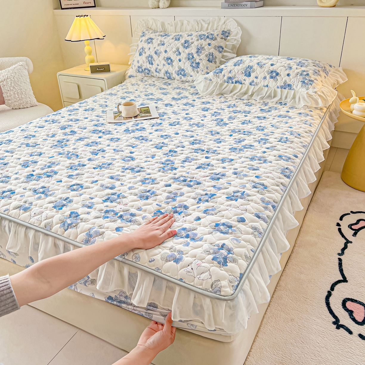 91家纺网 家纺一手货源 找家纺 眠势力 2025新款韩版花边夹棉床笠单件公主风四季款床垫保护套床罩 兰花兔